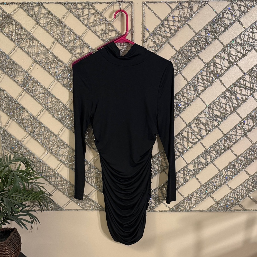 Elegant Black Long Sleeve Dress